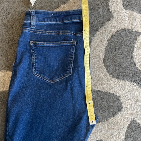 Westport Capri - Picture 10 of 13